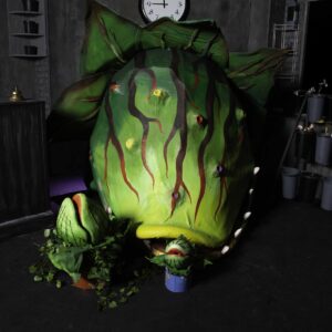 little shop of horrors, Audrey two plant 3 sizes